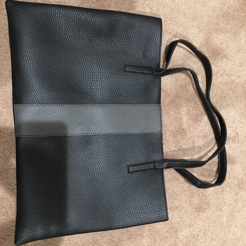 Vince Camuto tote